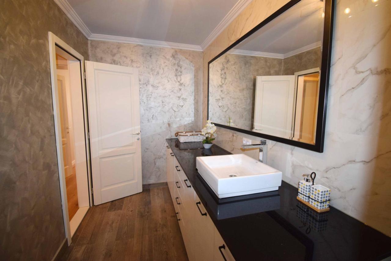 Târgu-Mureş Luxury Apartment Central מראה חיצוני תמונה
